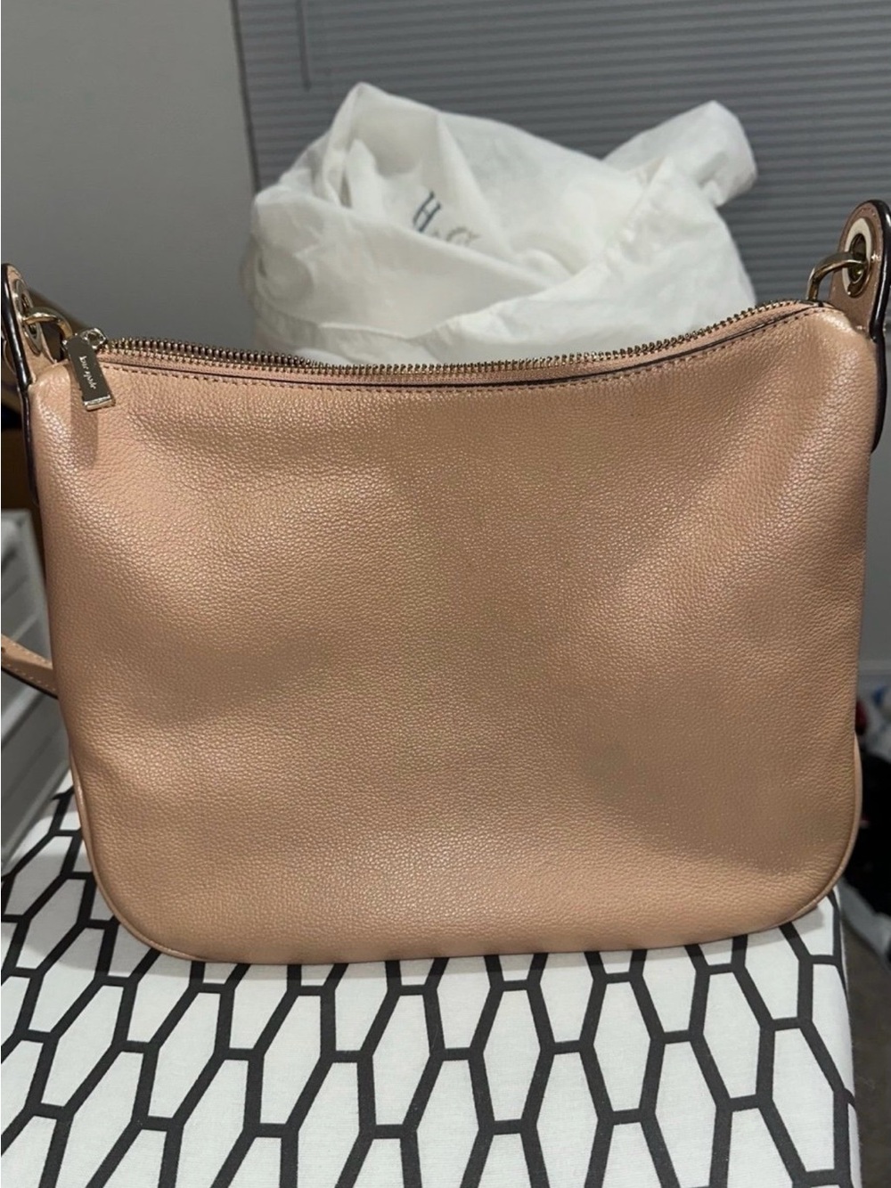 Kate Spade Leather Crossbody Bag with Coin
Pouch and 2 Straps - Picture 2 of 9